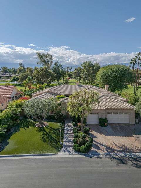 38111 Tandika N Trail, Palm Desert CA: https://media.crmls.org/mediaz/9f826b75-20ec-4ce0-b821-21f7c85b28a9.jpg