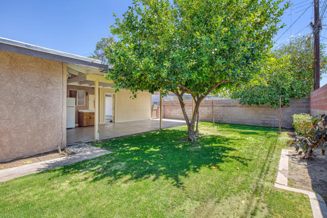 81103 Alberta Avenue, Indio CA: https://media.crmls.org/mediaz/9f847dd2-388f-4a00-af9a-62c28eeee432.jpg