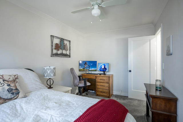 40110 Highland Road, Big Bear CA: https://media.crmls.org/mediaz/9f848657-2207-4dbf-8fd6-2d3106c3aa3b.jpg