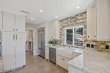 800 Lake Sherwood Drive, Lake Sherwood CA: https://media.crmls.org/mediaz/9f849aed-9517-4f32-94c2-04f4d1bd6fd2.jpg