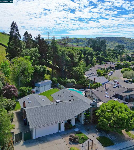 Image 11 of 60 For 2810 Wright Ave