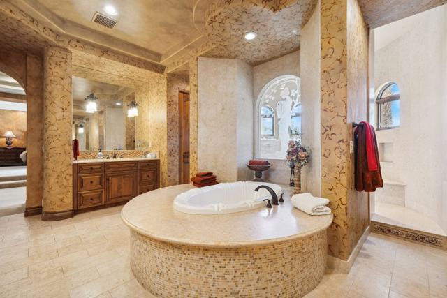 Image 55 of 99 For 4 Terra Vista Court