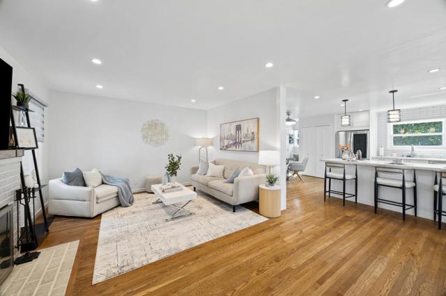 3755 Bay Road, Menlo Park CA: https://media.crmls.org/mediaz/9f85ea7f-3623-4189-ae6f-58924d6a3326.jpg