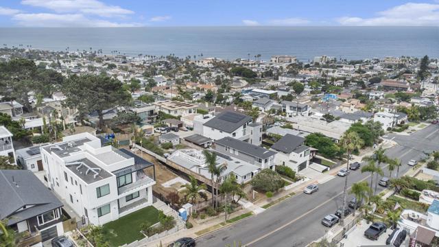 4655 Coronado Ave., San Diego CA: https://media.crmls.org/mediaz/9f8643a2-477d-4475-8c0d-c94b604f53bb.jpg