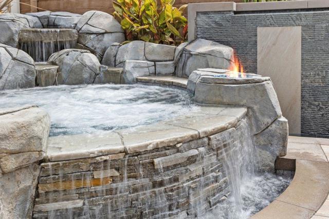 3157 Salina rd, Carlsbad CA: https://media.crmls.org/mediaz/9f86c0e8-6d9e-49b2-a5fa-ad73ec0bbb1a.jpg