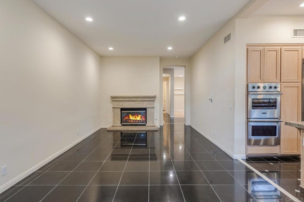 5370 Renaissance Avenue - photo 11
