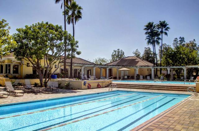 18515 Caminito Pasadero, San Diego CA: https://media.crmls.org/mediaz/9f8870f6-763b-4a9b-b391-d7f867fe8d7d.jpg