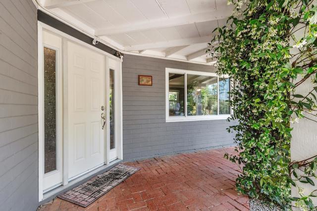 Home for Sale in Vista