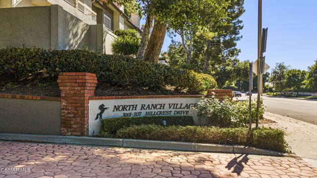 44-web-or-mls-Upmarketmedia_3123Hil-141