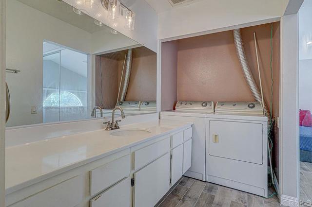 Detail Gallery Image 16 of 22 For 753 Eastshore #127,  Chula Vista,  CA 91913 - 1 Beds | 1/1 Baths