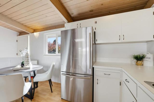 3839 Ross Road, Palo Alto CA: https://media.crmls.org/mediaz/9f8c8a1e-56b3-493a-8d01-949b01037766.jpg