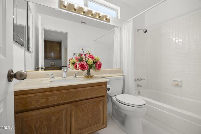 Detail Gallery Image 21 of 39 For 2467 Ridgebrook Pl, Thousand Oaks,  CA 91362 - 3 Beds | 2/1 Baths