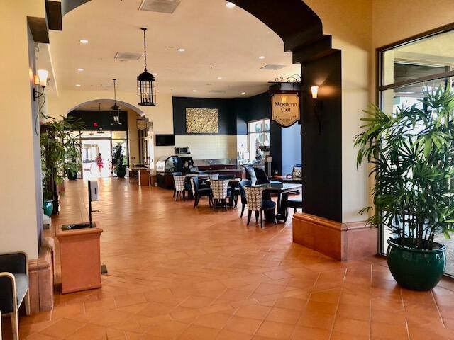 81676 Camino Los Milagros, Indio CA: https://media.crmls.org/mediaz/9f8e6f36-d2ad-46e5-9652-19a0c7baec32.jpg