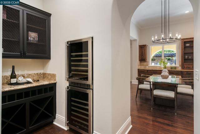 160 Camille Ave, Alamo CA: https://media.crmls.org/mediaz/9f908dfa-e622-4ebb-82a5-9fdb99a01a05.jpg