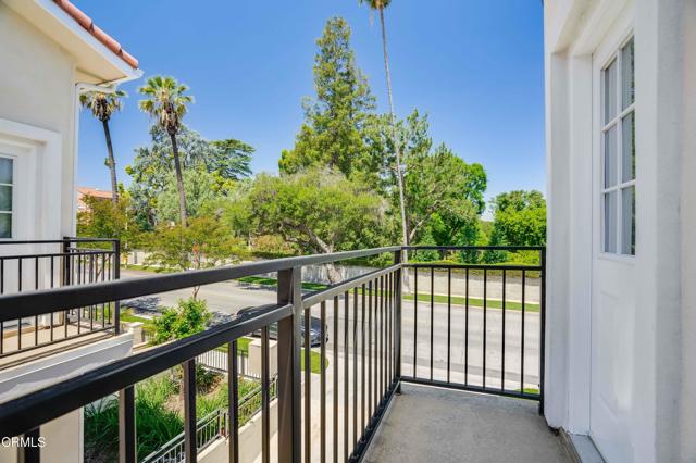 300 E Alhambra Road, Alhambra CA: https://media.crmls.org/mediaz/9f918adc-145c-4774-b09e-c7e0c945363e.jpg