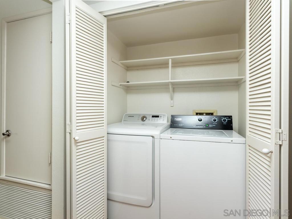 7301 Calle De Fuentes - photo 18