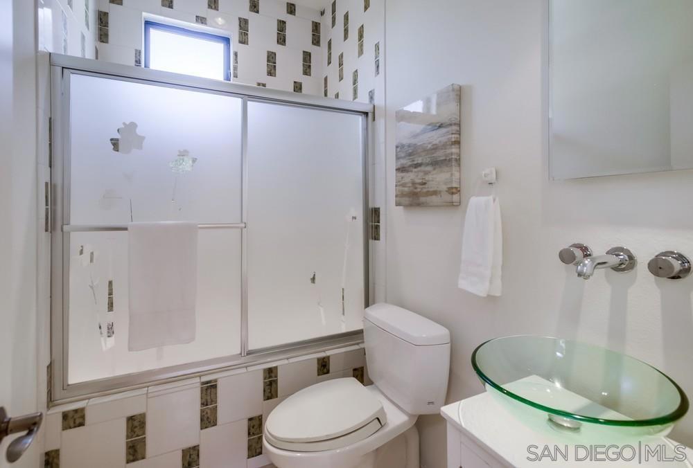 MLS #250022011SD image #25