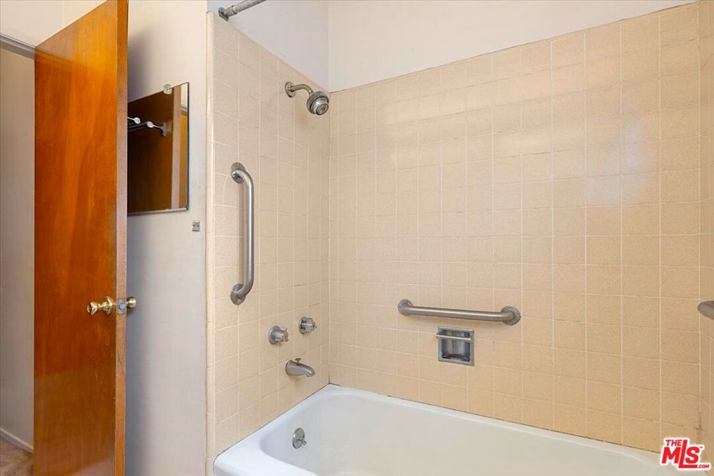 MLS #25623995 image #33