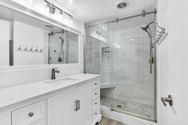 Detail Gallery Image 17 of 42 For 754 Rocking Horse Rd, Vista,  CA 92081 - 4 Beds | 3 Baths