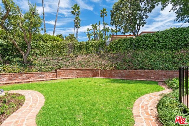 2276 Westridge Road, Los Angeles CA: https://media.crmls.org/mediaz/9f970d24-dbe0-44f6-a06d-601d7799685f.jpg