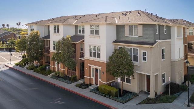 5575 Azalea Way, Newark CA: https://media.crmls.org/mediaz/9f970e04-dcf4-4e21-8d7c-43e4838e1679.jpg