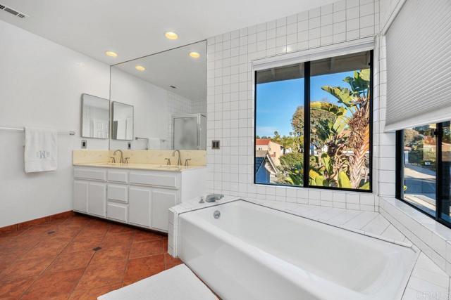 Detail Gallery Image 22 of 42 For 2647 Cazadero Drive, Carlsbad,  CA 92009 - 3 Beds | 2 Baths