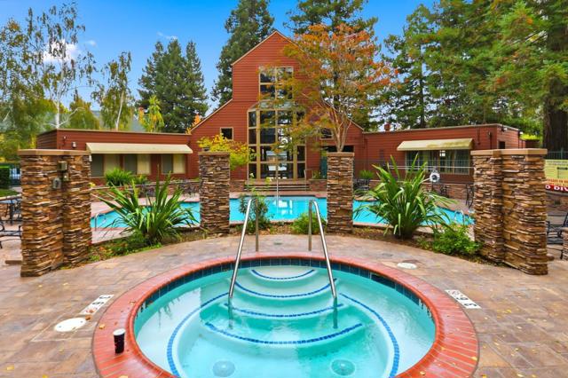 850 Catkin Court, San Jose CA: https://media.crmls.org/mediaz/9f99cc8d-c1d8-4b5e-a35a-321f99fd5715.jpg