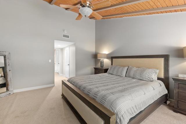 3404 Oak Cliff Dr, Fallbrook CA: https://media.crmls.org/mediaz/9f9aa0ac-990a-42b4-b814-7083c2578fd4.jpg