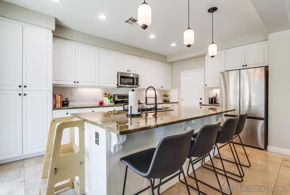 MLS #250041087SD image #10