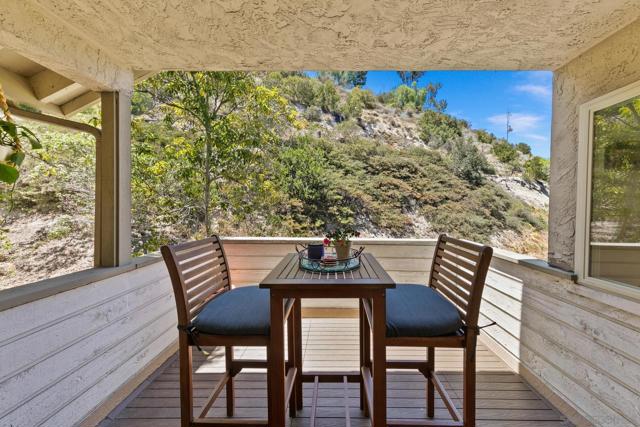 4366 Caminito Pintoresco, San Diego CA: https://media.crmls.org/mediaz/9f9c1106-3df9-45c4-8370-67f88cfd35d6.jpg