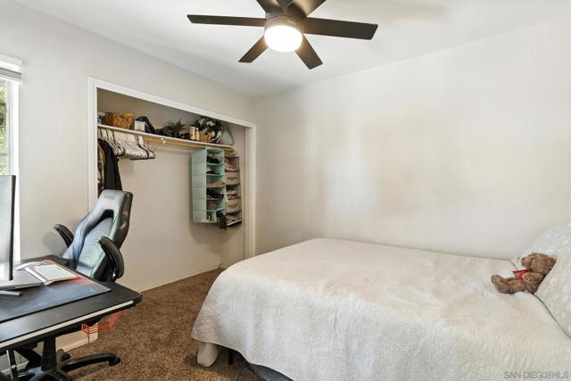 23886 Red Clover Cir, Murrieta CA: https://media.crmls.org/mediaz/9f9c1e5d-e410-4b6e-a21c-eda1e167fdb1.jpg