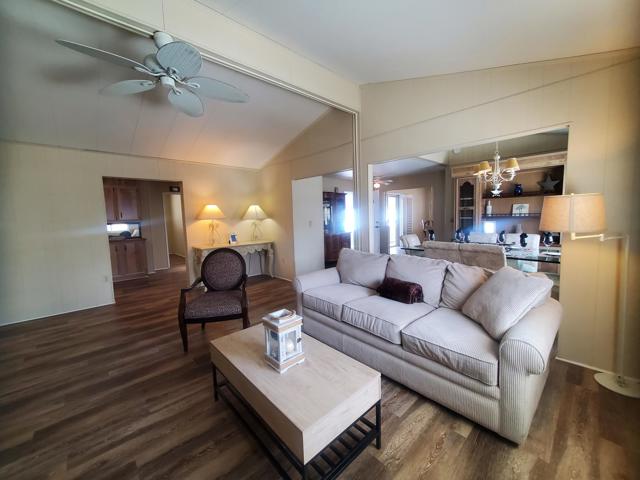 74647 Azurite E Circle, Palm Desert CA: https://media.crmls.org/mediaz/9f9cfb98-c2e9-4502-801c-49cd0a9d33e2.jpg
