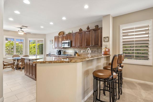 78688 Sunrise Canyon Avenue, Palm Desert CA: https://media.crmls.org/mediaz/9f9db28a-eaa1-482e-ac69-618b9e51744c.jpg