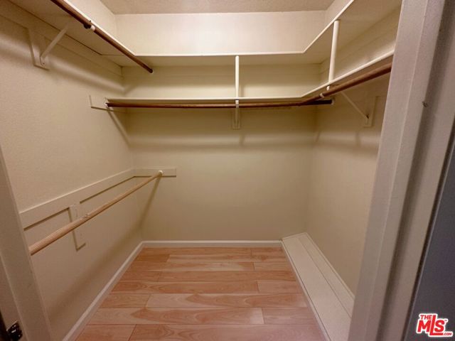 8515 Falmouth Avenue, Playa del Rey CA: https://media.crmls.org/mediaz/9f9e3e11-7d43-47e7-ac93-6514d91ce11c.jpg