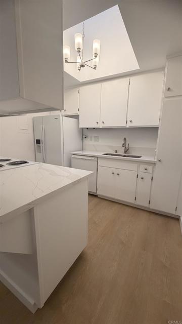 Detail Gallery Image 3 of 19 For 3086 N via Serena B,  Laguna Woods,  CA 92637 - 2 Beds | 2 Baths