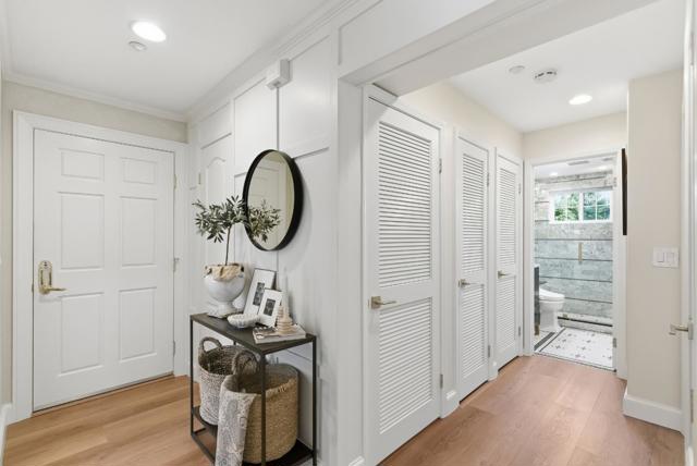 20 Willow Road, Menlo Park CA: https://media.crmls.org/mediaz/9f9ecacb-9c57-400b-b5eb-441f473af30c.jpg