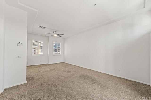 Detail Gallery Image 13 of 28 For 2842 Farragut Rd #130,  Point Loma,  CA 92106 - 2 Beds | 2/1 Baths