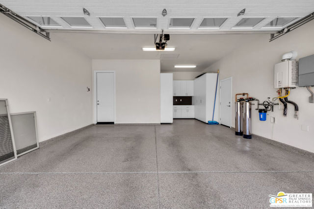 14 Cork Tree, Rancho Mirage CA: https://media.crmls.org/mediaz/9fa1bd8f-84a7-494f-bf27-885fe631e4c2.jpg