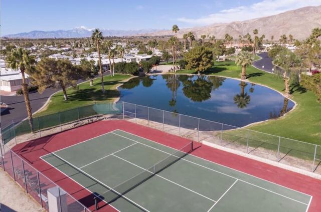 74711 Dillon Rd Spc 948, Desert Hot Springs CA: https://media.crmls.org/mediaz/9fa2251b-8cd1-476c-b308-ef0cf2f5299c.jpg