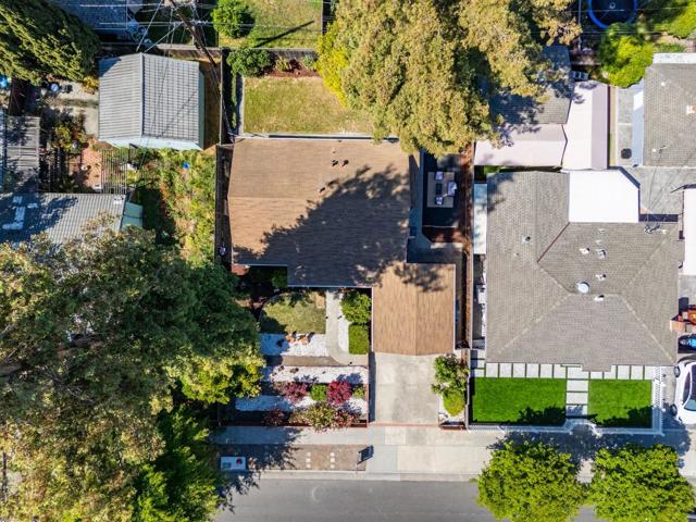 2289 Newhall Street, Santa Clara CA: https://media.crmls.org/mediaz/9fa24467-fb51-4746-b822-9fb4a4dbe844.jpg