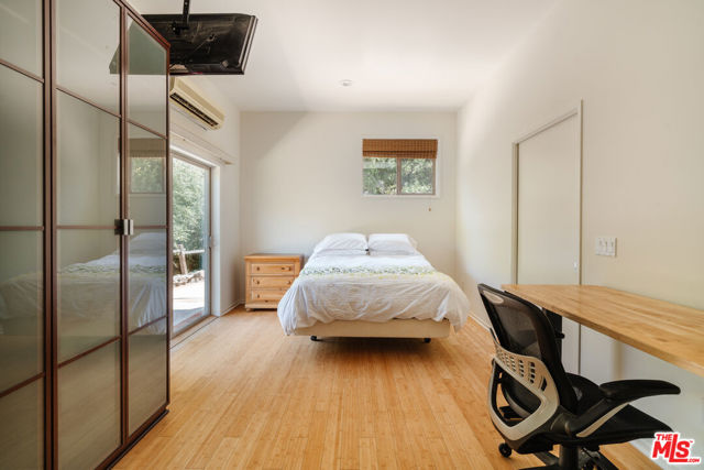 1289 Old Topanga Canyon Road, Topanga CA: https://media.crmls.org/mediaz/9fa25709-b907-47ed-bf87-d4f5e9d03bb9.jpg