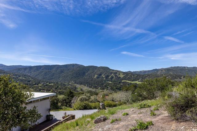 233 Vista Verde, Carmel Valley CA: https://media.crmls.org/mediaz/9fa2fb9a-f139-40b8-9d6e-367a8bf07323.jpg