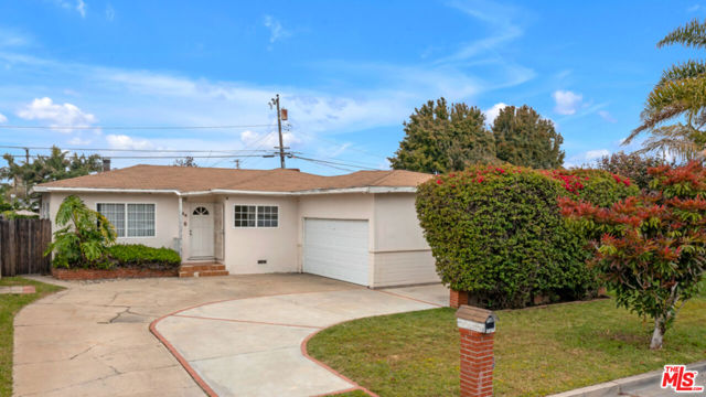 586 Knowell Pl, Costa Mesa, CA 92627