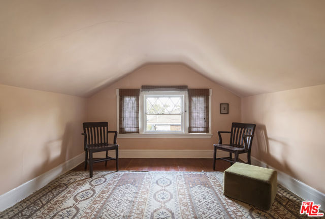 2102 W 24th Street, Los Angeles CA: https://media.crmls.org/mediaz/9fa67a88-22b5-4926-9066-6cdb6ecb2f9b.jpg