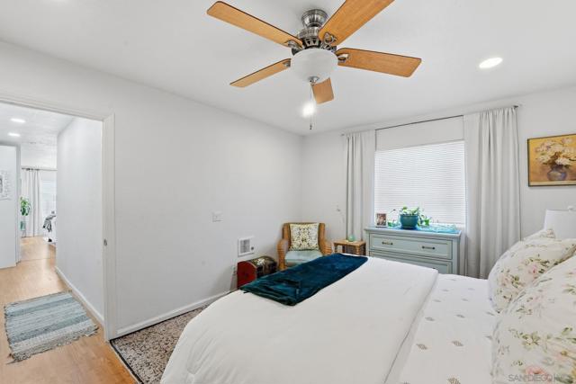 6431 37 Madrone Ave, San Diego CA: https://media.crmls.org/mediaz/9fa6e884-75e8-410c-8784-e7cabac50722.jpg