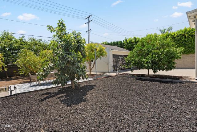 2376 Monte Vista Street, Pasadena CA: https://media.crmls.org/mediaz/9fa7e8ff-2158-47a2-95e2-c6764fa79f8e.jpg