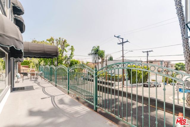 9031 Phyllis Avenue, 1 photo 16