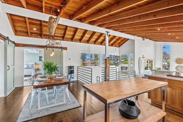 22956 E Cliff Drive, Santa Cruz CA: https://media.crmls.org/mediaz/9fa85db7-a693-4d6b-946e-071684b96e1b.jpg