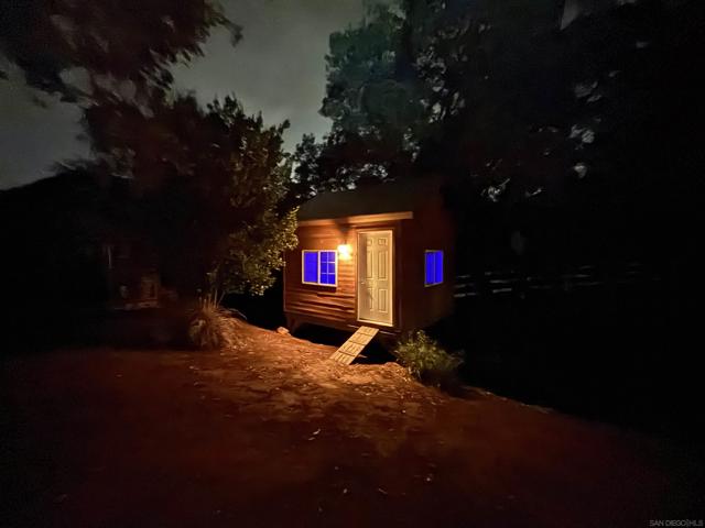 1603 CAMINO DEL SEQUAN, Alpine CA: https://media.crmls.org/mediaz/9faa7ce4-323b-4fad-9b34-92126262ab67.jpg
