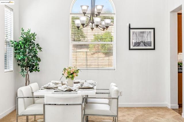 4576 Benton St, Antioch CA: https://media.crmls.org/mediaz/9fab5dc3-364c-449c-b4d9-7989688ecc24.jpg